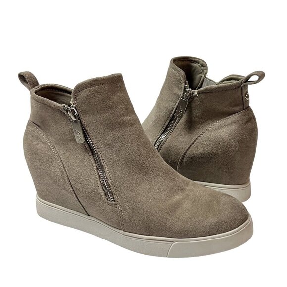 Anne Klein AK Sport Carsen Hidden Wedge Sneakers Size 10 High Top Faux Suede Zip - Picture 2 of 10